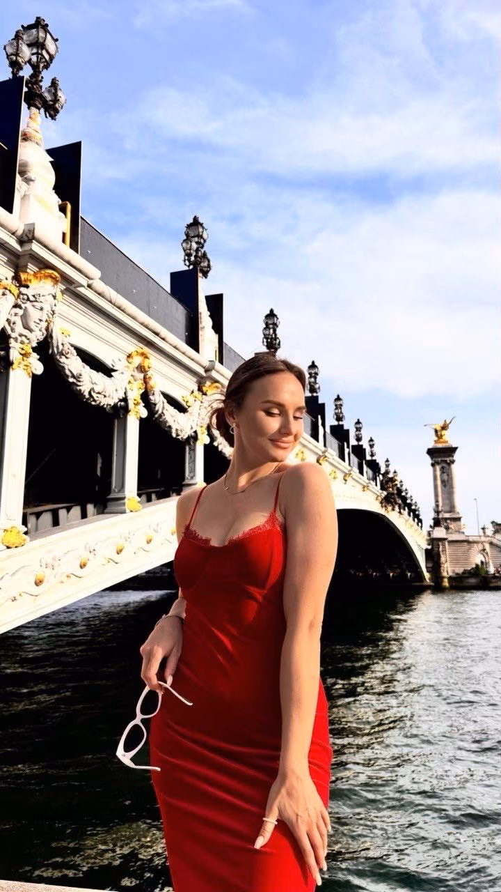 Discover Her Profile