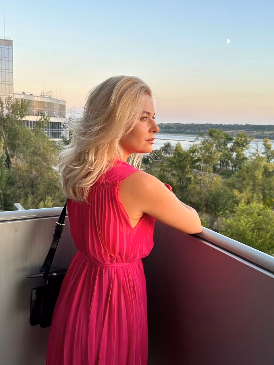 Marina 42 Kiev Ukraine dating a girl who is used to being alone