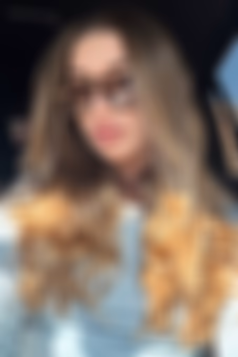 See Lady's Profile