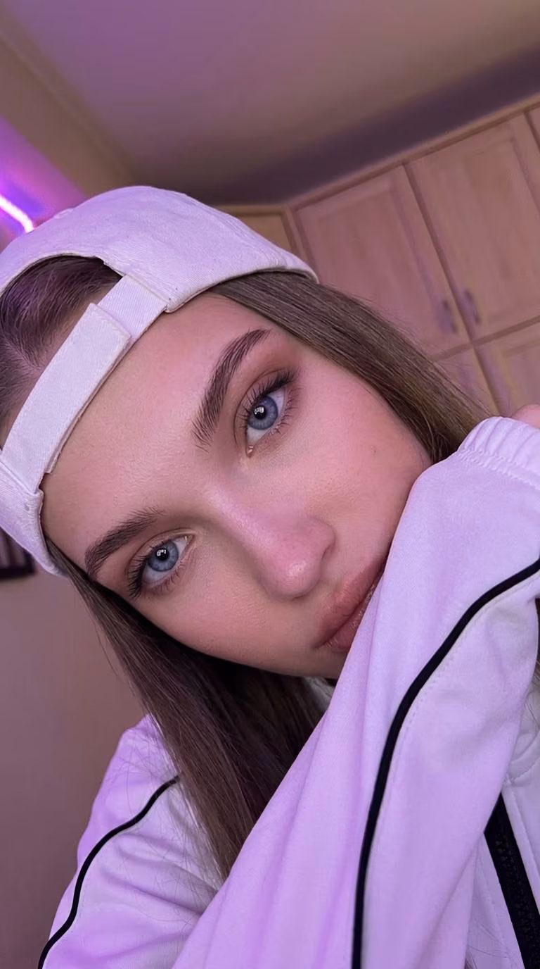 Discover Her Profile