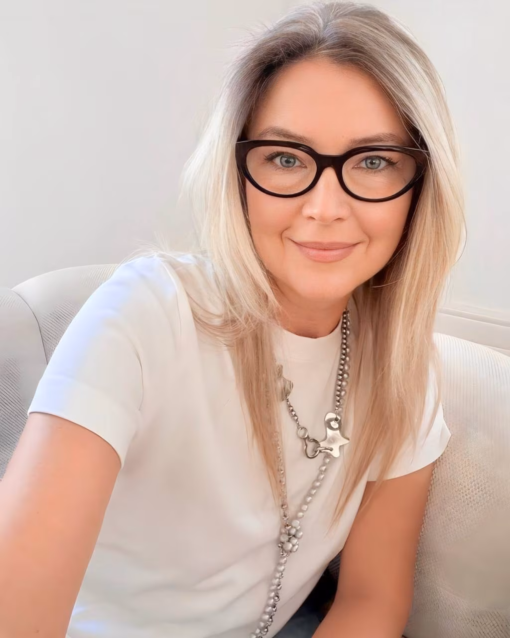Visit Lady's Profile