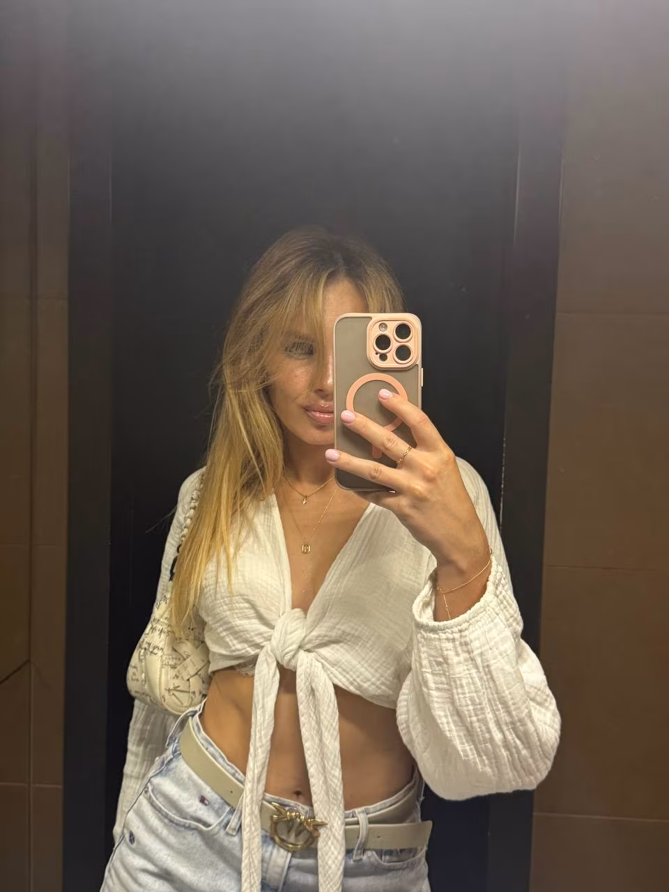 Visit Lady's Profile