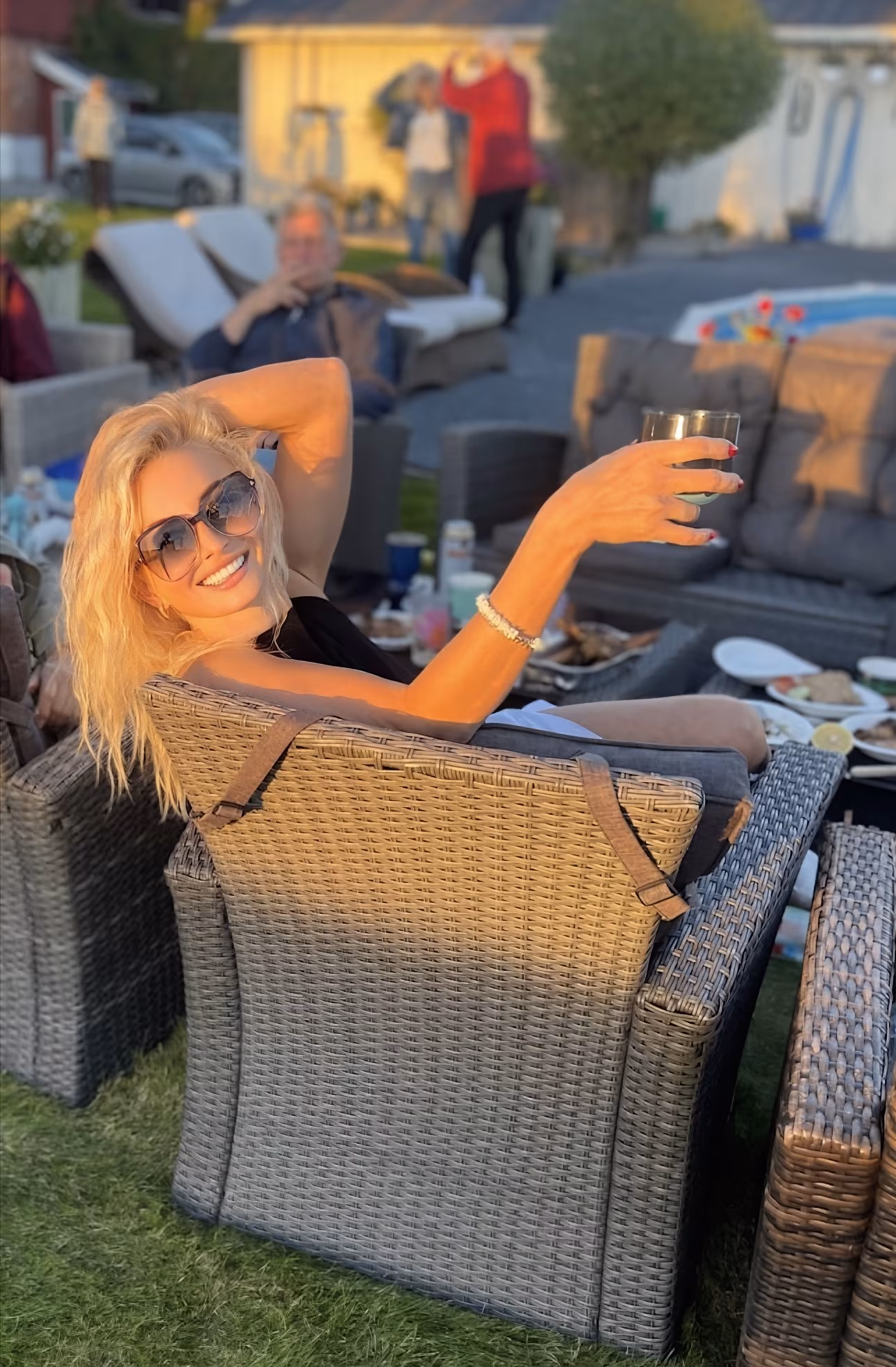 Visit Lady's Profile