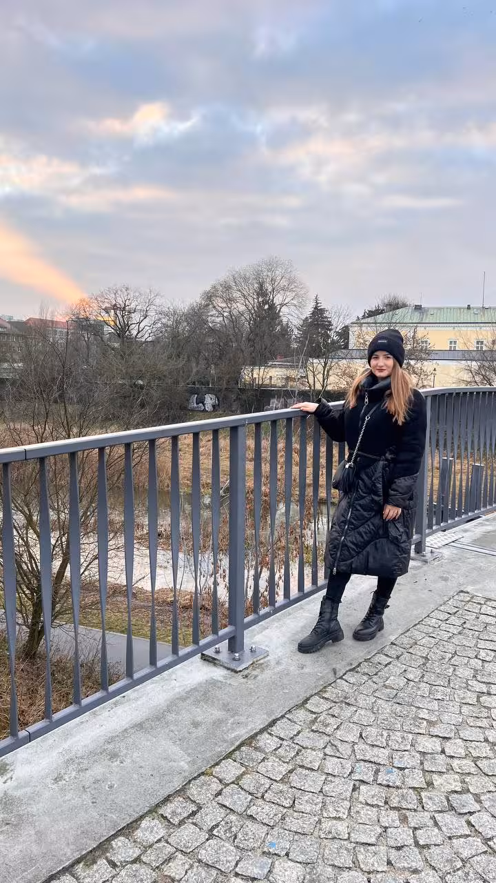 Viktoria older ukrainian brides Viktoria older ukrainian brides