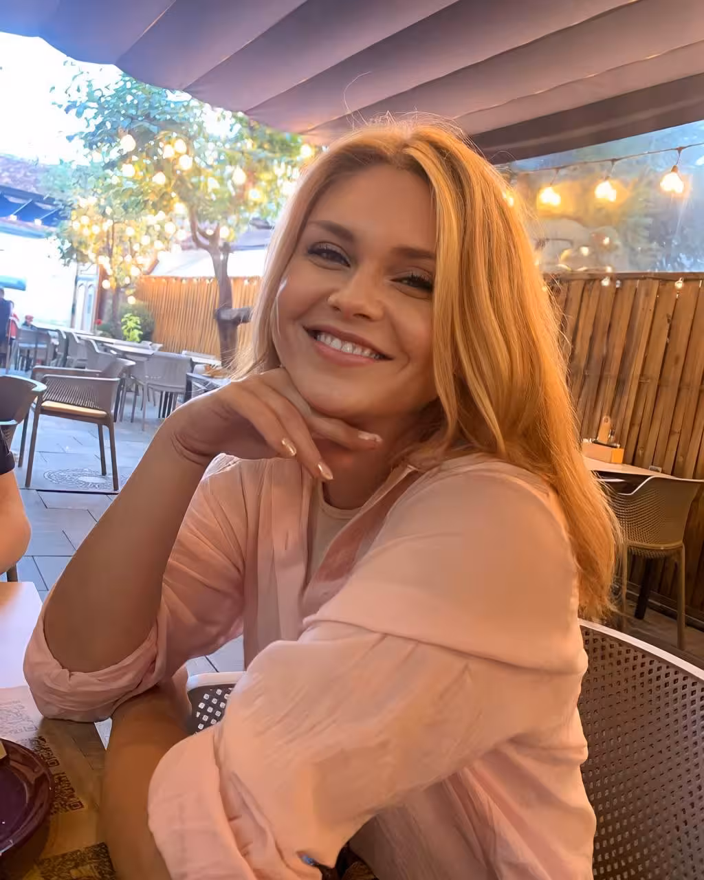 Oksana dating girl video call