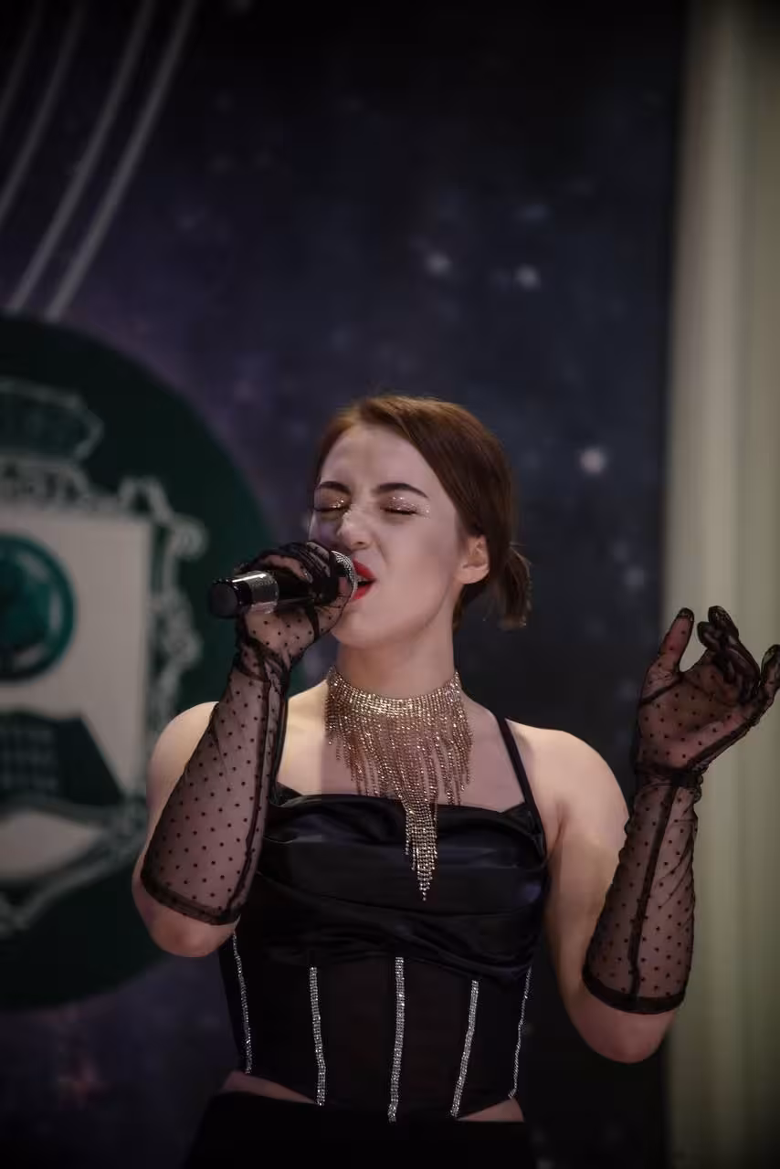 Natalia dating women 2024