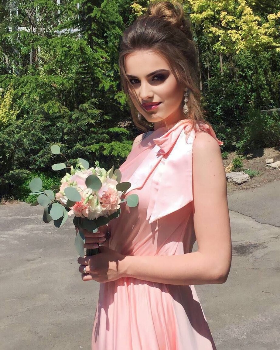 Natalia online russian brides