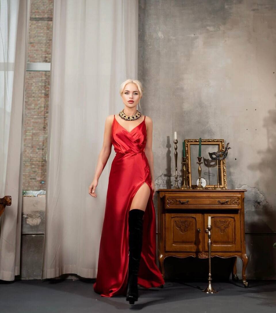 Anna russian dating ru