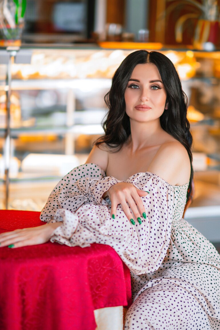 Anna russian dating tinder