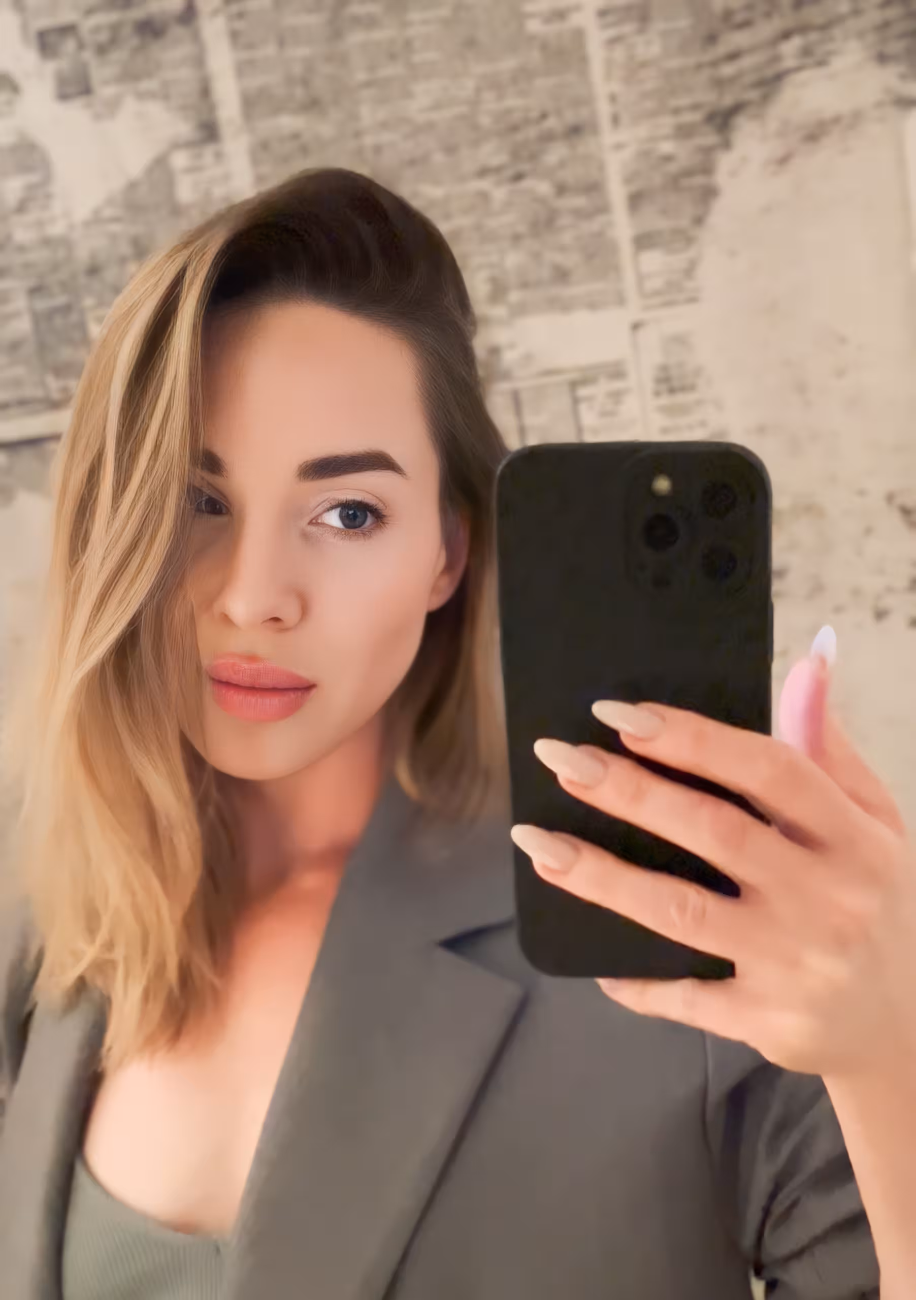 Olga travel girls dating