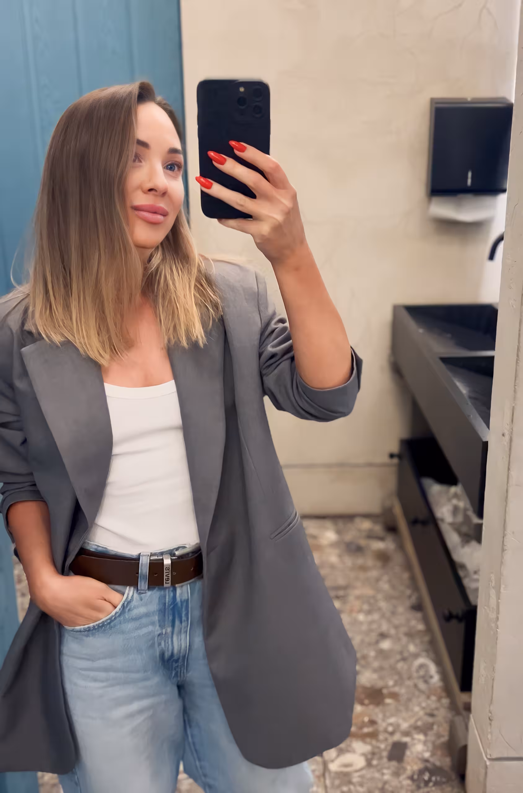 Olga travel girls dating