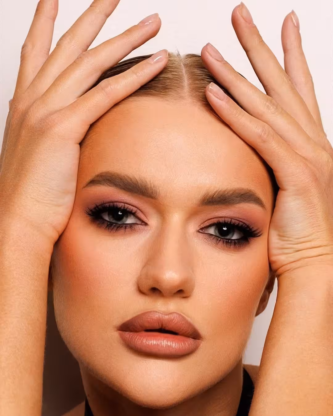 Mariia desfile militar de mujeres ucranianas