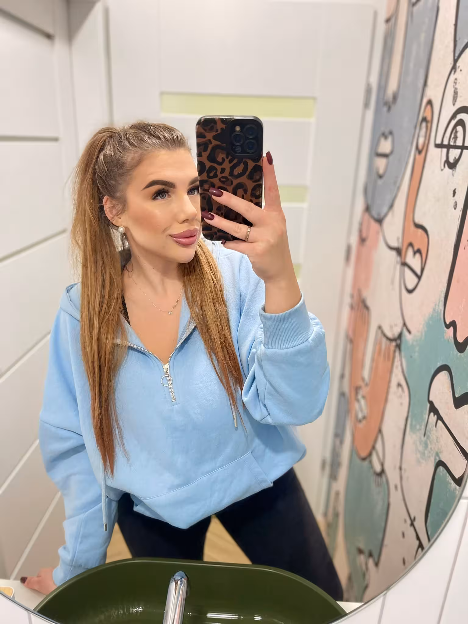 Lilya mujeres rusas en bikini