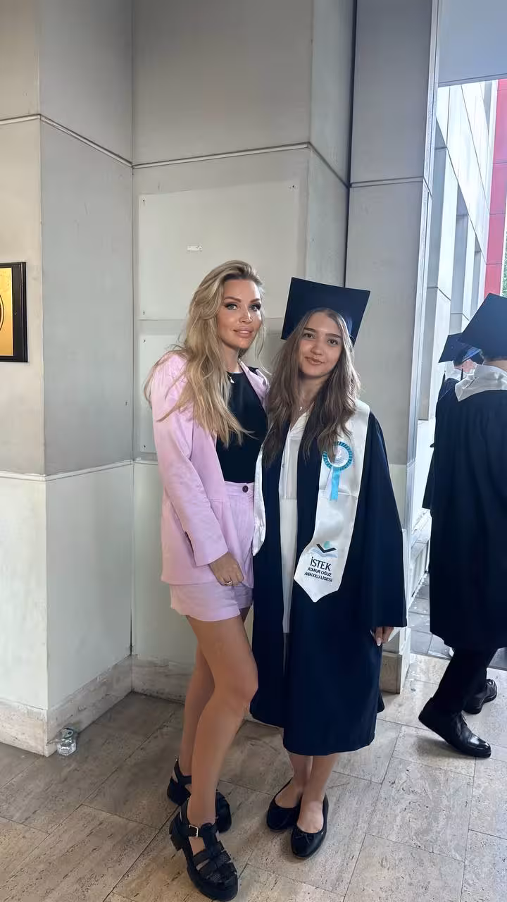 Kseniia ukrainian wedding traditions rushnyk