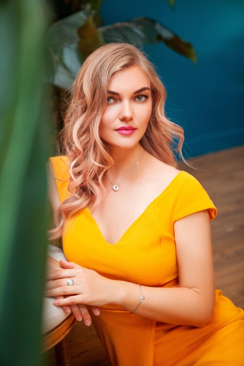 Elena ukrainian international dating