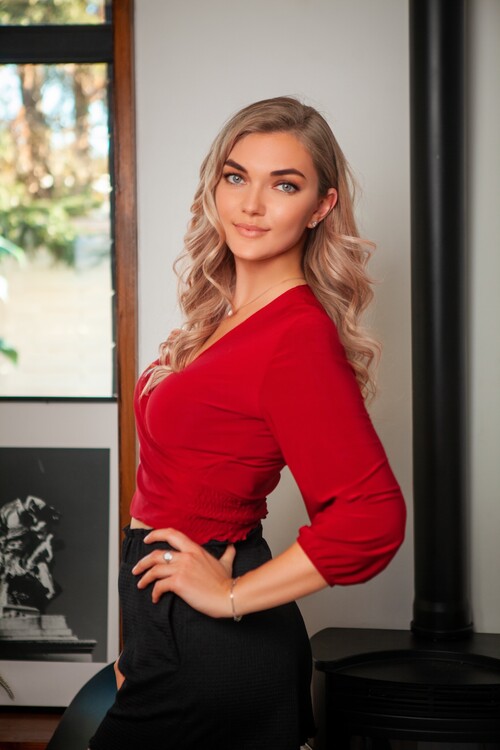 Elena ukrainian international dating