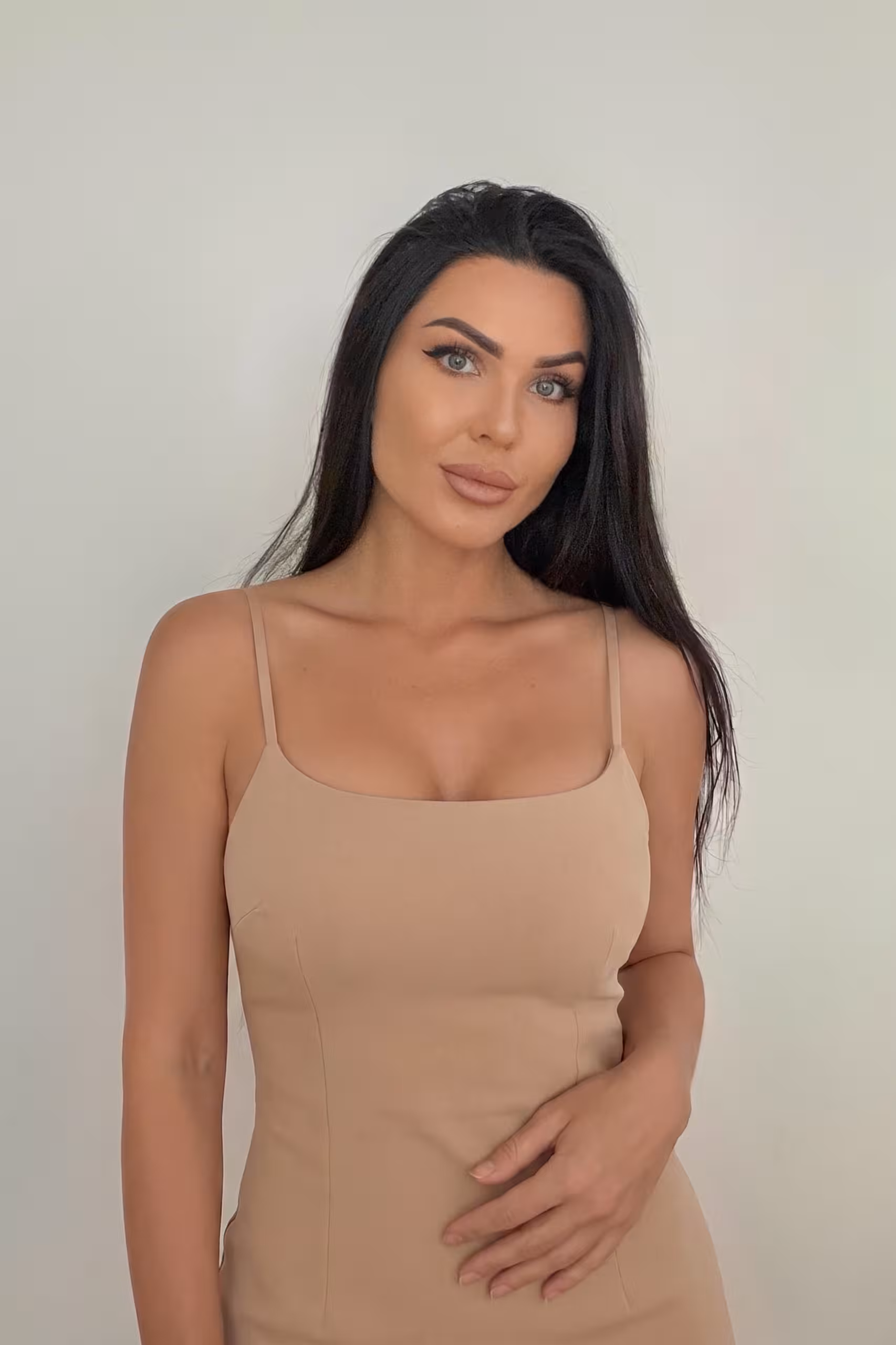 Discover Her Profile